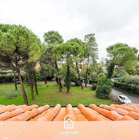 Luxury Con Doppia Terrazza E Posto Auto Apartment *