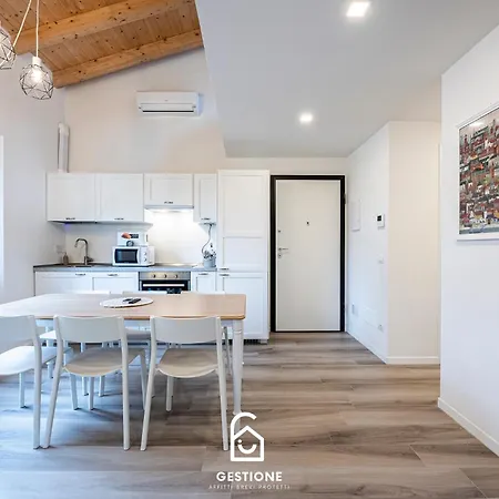 Luxury Con Doppia Terrazza E Posto Auto