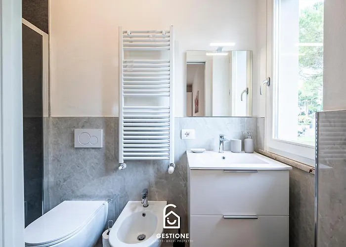 Luxury Con Doppia Terrazza E Posto Auto Apartamento